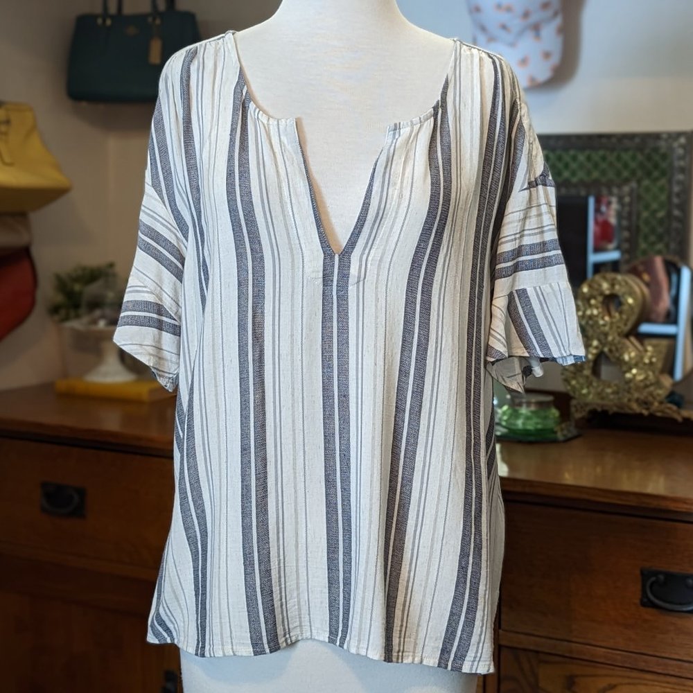 Splendid Striped Flutter Sleeve Top Split Neck Size XL Extra Large